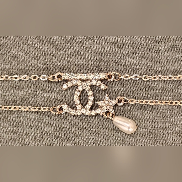 CHANEL Silver Crystal Pearl Bracelet - Picture 2 of 5
